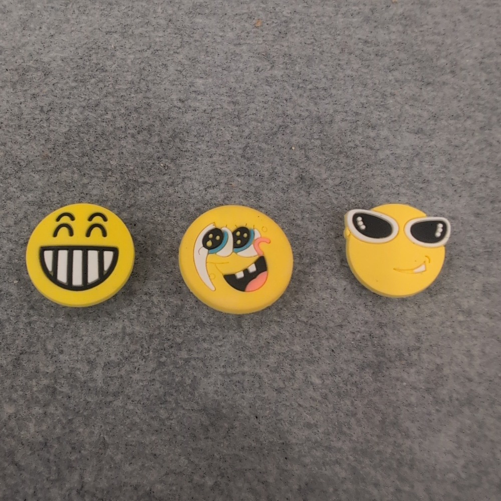 3pc Emoji Shoe Charms for Clogs Yellow Smiley Silly Sunglasses Faces - Picture 1 of 1